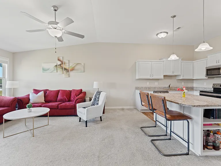2138 Siena Ave — Photo 9
