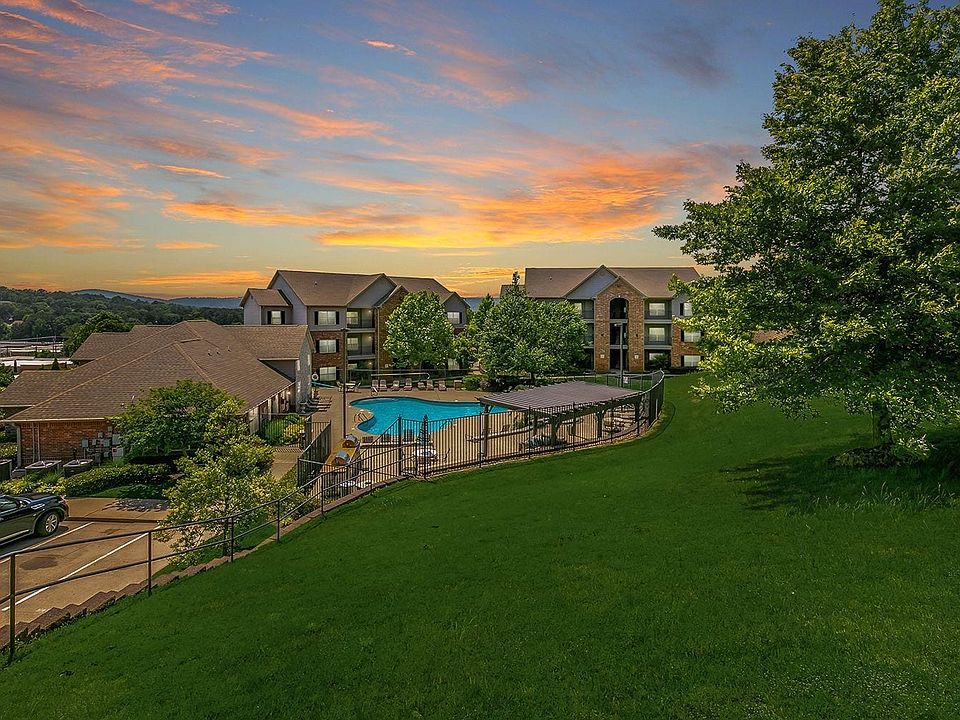 1st image of 5500 Highland Dr #1412