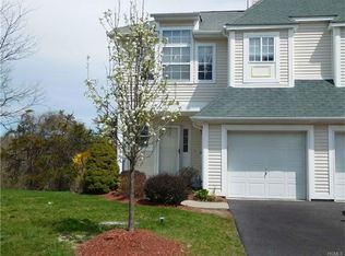 168 Isis Dr, Newburgh, NY