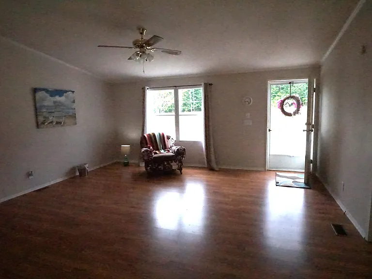 4550 Lee Cline Rd — Photo 3