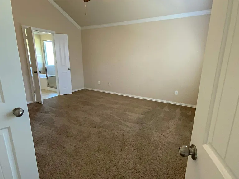 728 Olaf Dr — Photo 19
