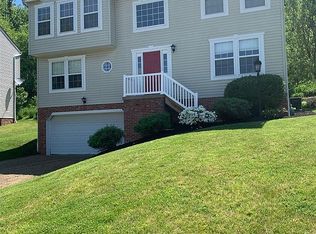 1322 Lucia Dr, Canonsburg, PA