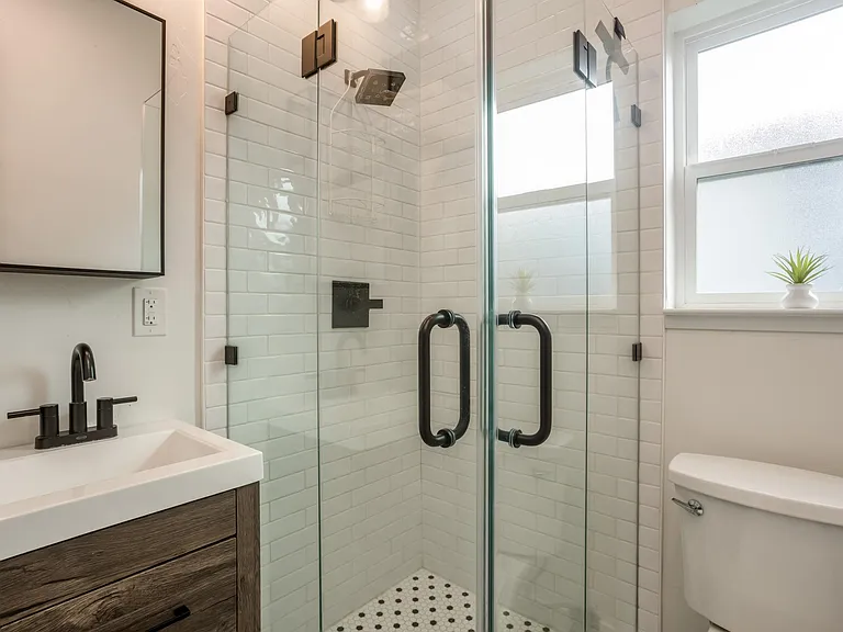 45 Clayton Ave #A — Photo 17