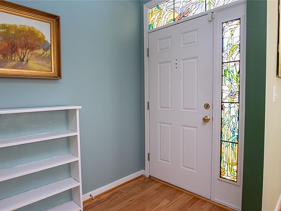 5th image of 1532 Providence Knoll Dr