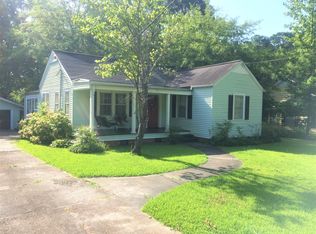 690 N Spring Ave, Louisville, MS 39339