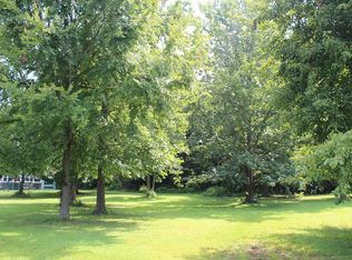 36 Maplewood Cir, Murray, KY 42071