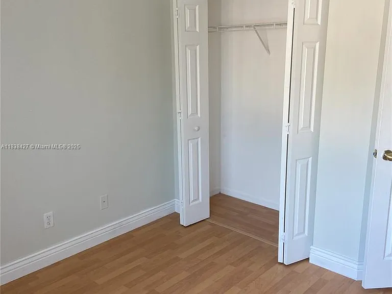 762 NW 208th Ter — Photo 15