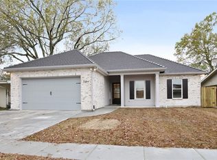 2104 Haring Rd, Metairie, LA 70001