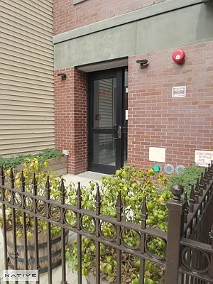 Rented by Native Real Estate LLC | media 35