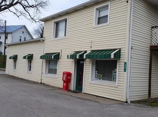 996 Freeport Rd, Freeport, PA 16229