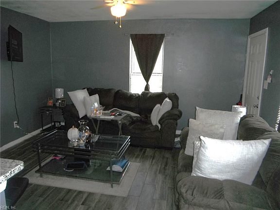 3rd image of 1141 Modoc Ave