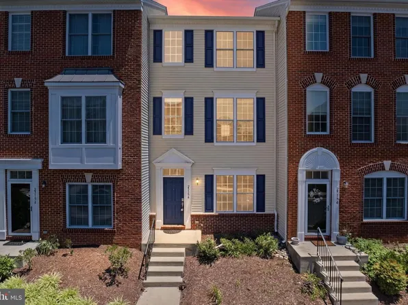 25154 Monteith Ter, Chantilly, VA 20152