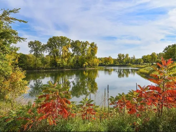 1427 Riverpointe Rd, Watertown, MN 55388