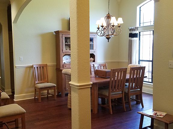 5th image of 15891 Cumberland Way