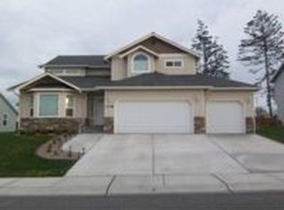 1738 SW Tahoe St, Oak Harbor, WA 98277