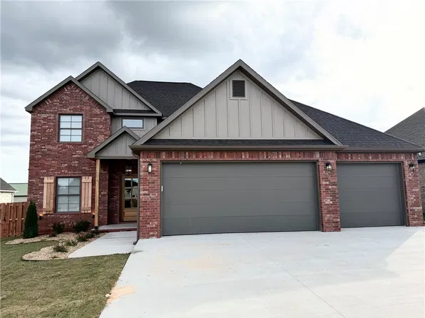 7635 Via Roma Ave, Springdale, AR 72762