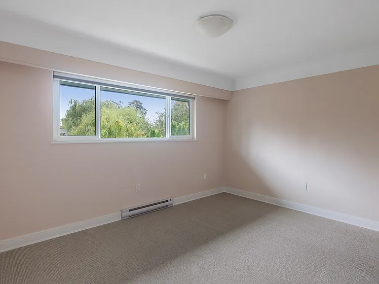4021 Century Rd — Photo 5