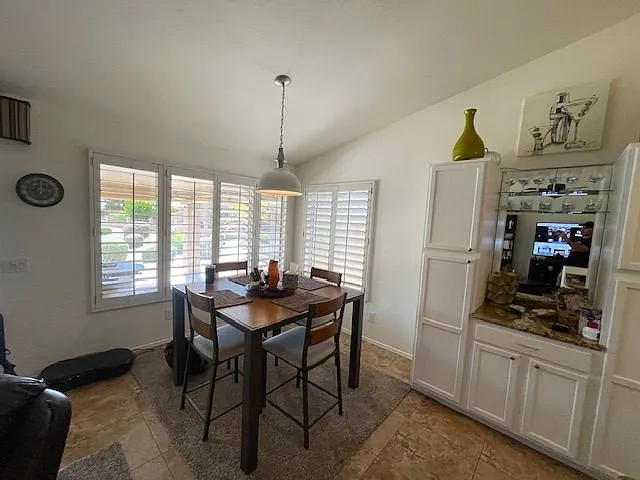 2 bed, 2.0 bath, 1083 sqft, $2,900 — Photo 4