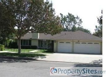 1st image of 2069 N Palm Ave