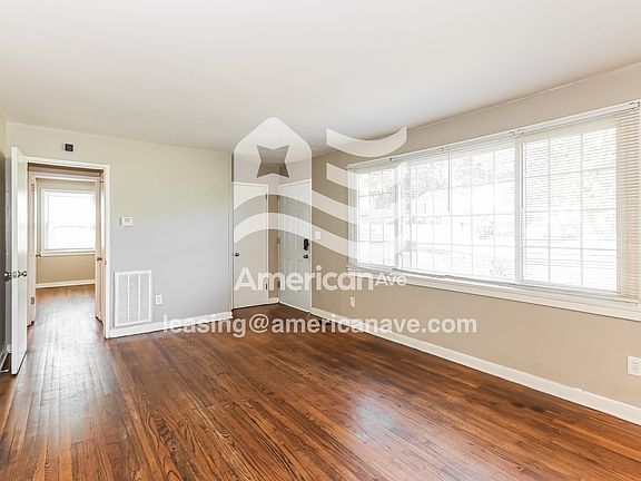 1165136_004_living_room_4.jpg