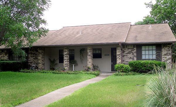 1st image of 4417 Ponderosa Ln