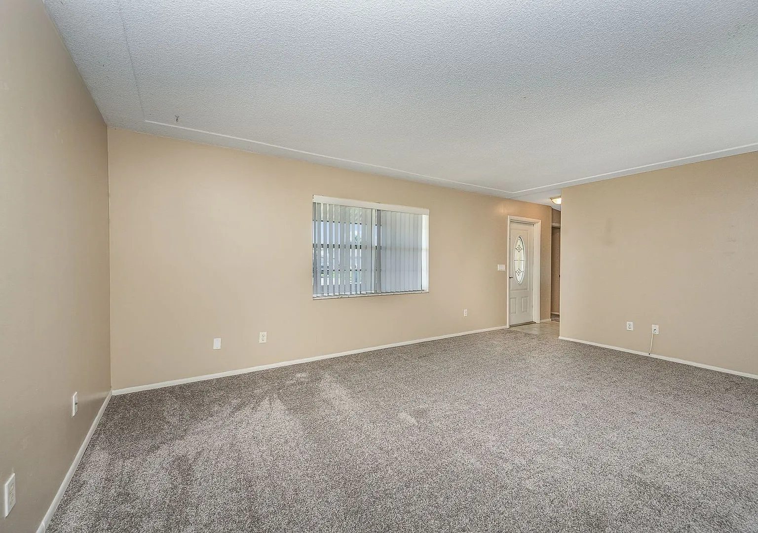 Great Family Home — Photo 2