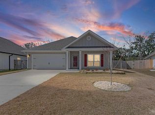 5761 Danbury Blvd, Pace, FL 32571