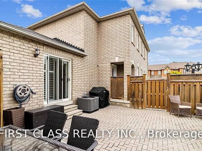 67 Denton Cir — Photo 14