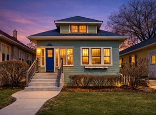 8424 Greenview Ave, Brookfield, IL