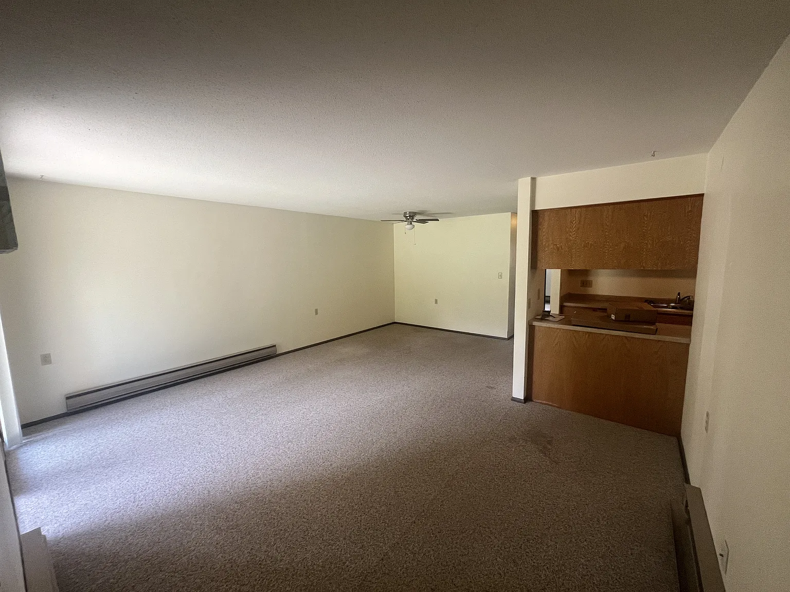 Broadway Court I (Market) - 13 — Photo 2