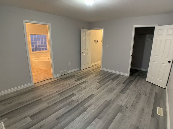 5th image of 125 NE Saline Creek Way