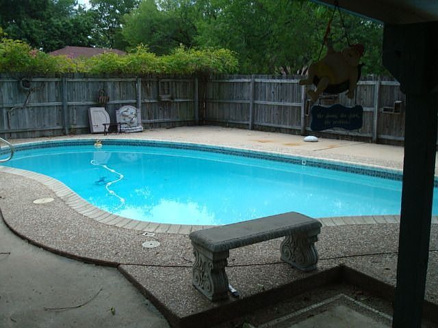 2nd image of 1407 Greenwich Dr