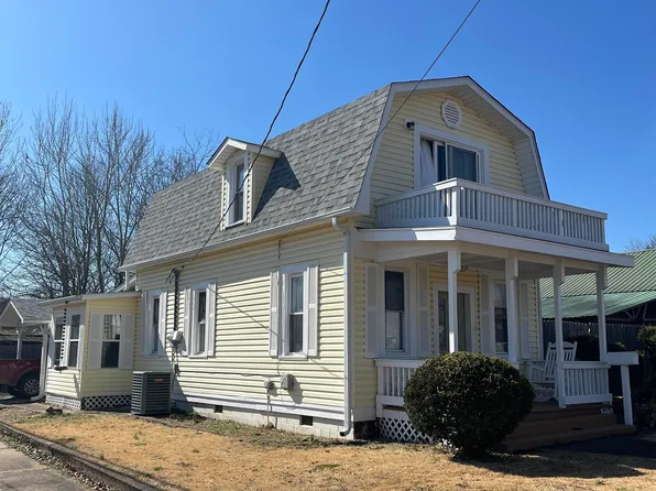 1204 Church Ave, Mena, AR 71953