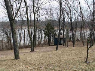 6 S Ridge Ct, Coralville, IA 52241