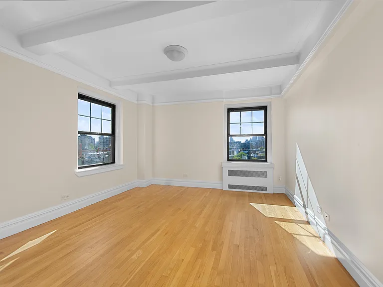 95 Christopher St #10J — Photo 4