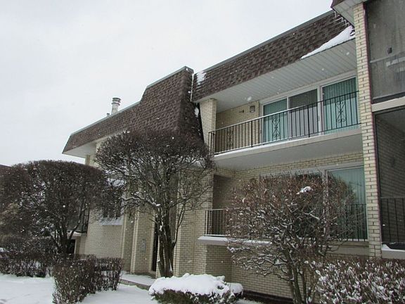 2nd image of 15715 Brassie Ct