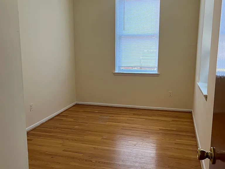 201 S 12th St #4B — Photo 15