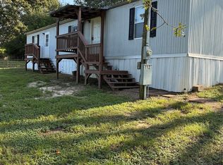 112 Strawberry Ln, Huntsville, TX 77320