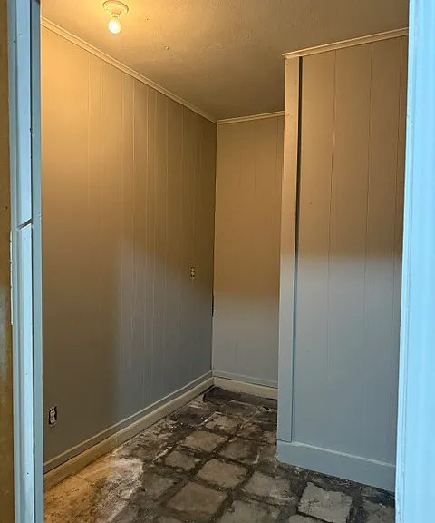 558 Power Dr — Photo 19