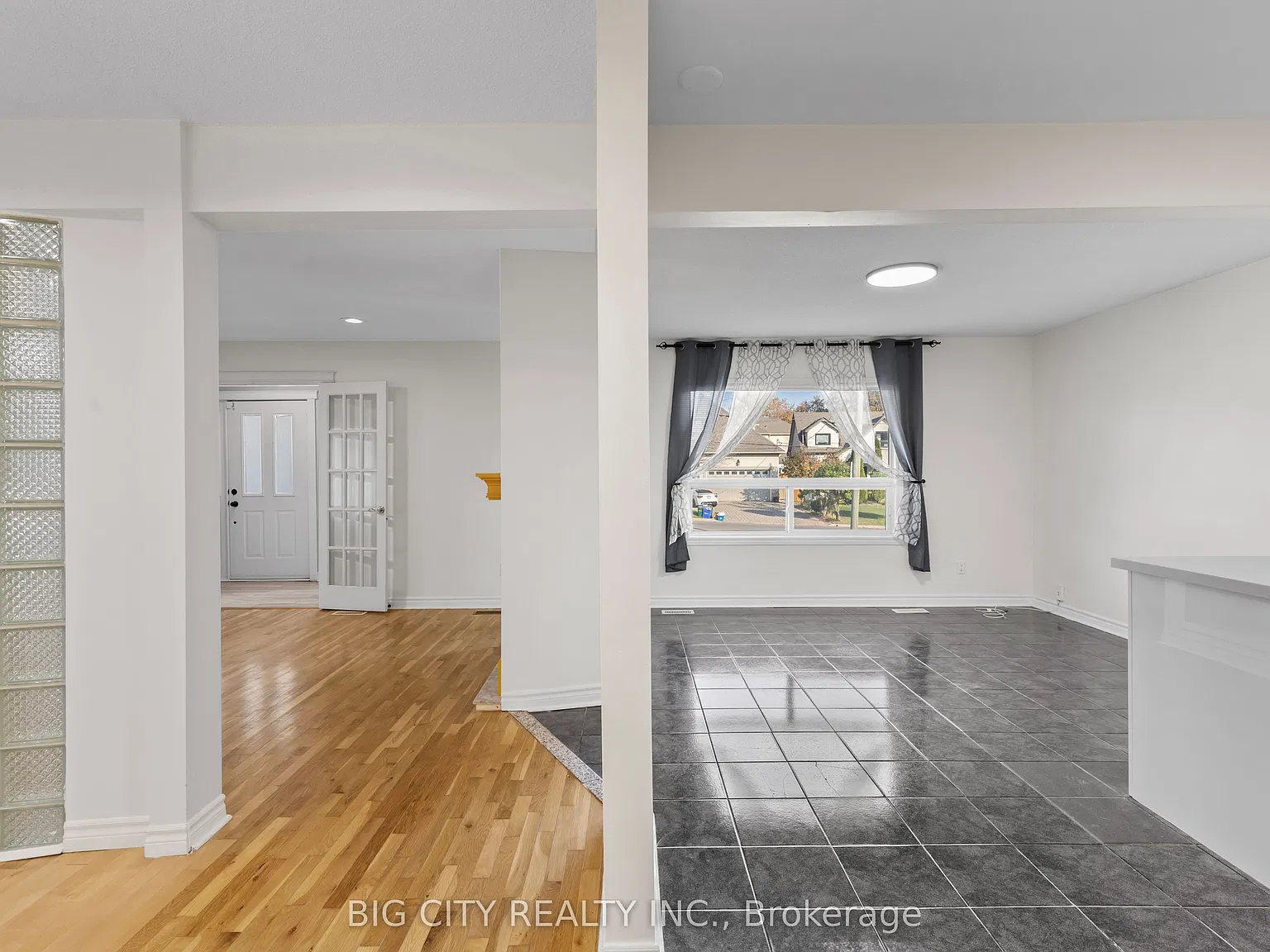 2 bed, $2,800 — Photo 4