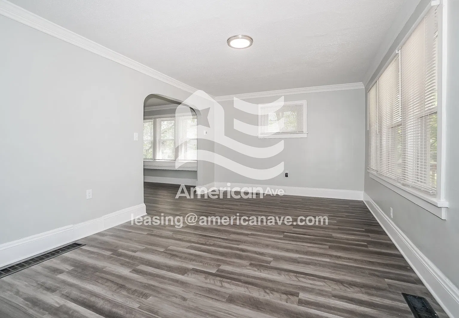 3 bed, 1.0 bath, 1066 sqft, $1,624 — Photo 3