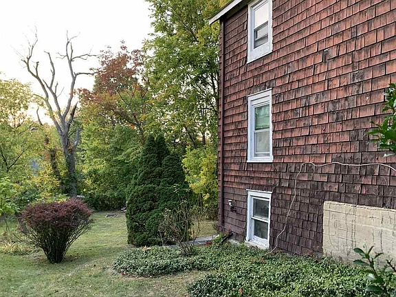 2nd image of 7 Fairview Ave