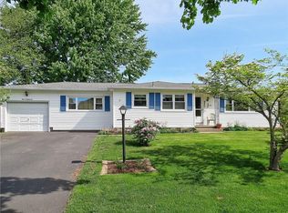 1186 Whitlock Rd, Rochester, NY 14609