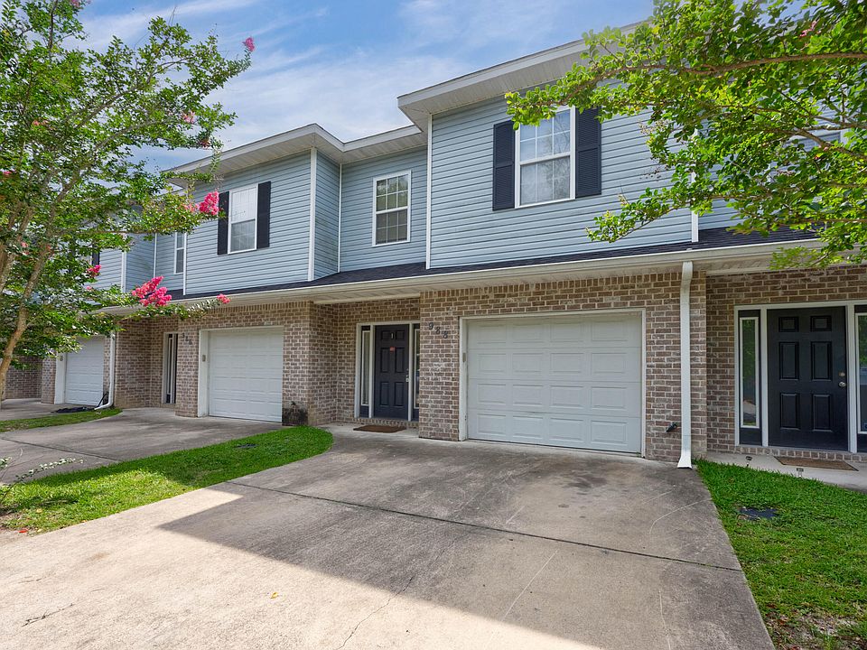 1st image of 988 Leigh Ann Ln