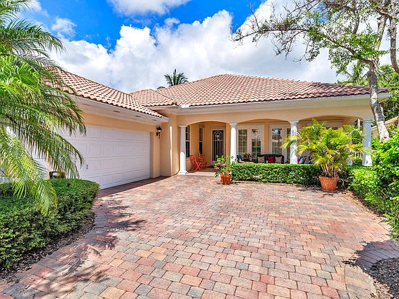 2nd image of 1102 Orinoco Way