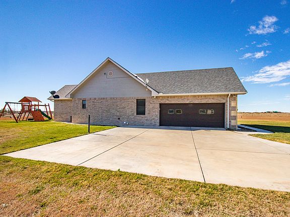 4th image of 1520 Katie Ln