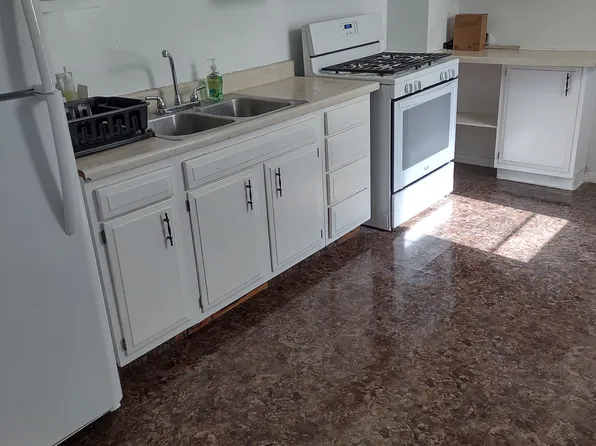 647 Irwin St, Wall, PA 15148