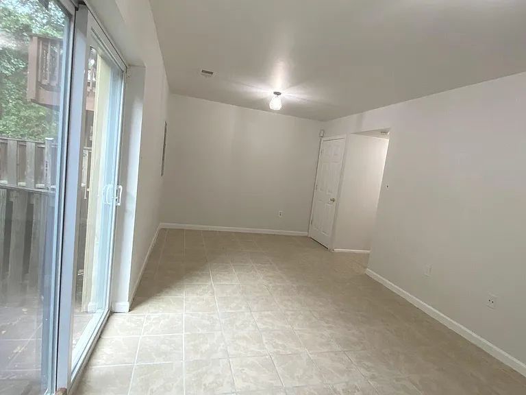 15947 Dorset Rd #188 — Photo 22