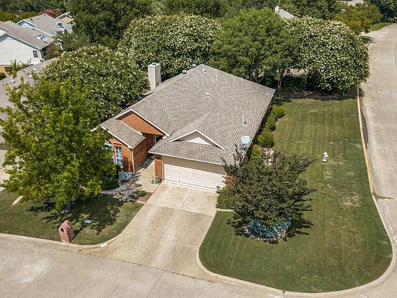 3rd image of 504 Mariner Dr