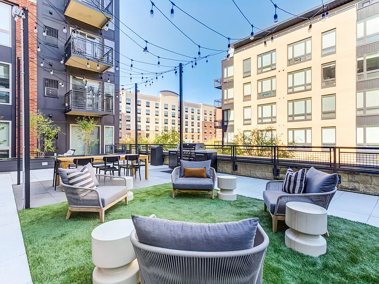 The Flats at West End — Photo 19